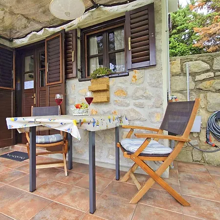 Nives Garden House Appartement *